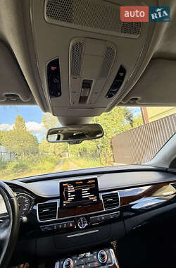 Седан Audi A8 2013 в 