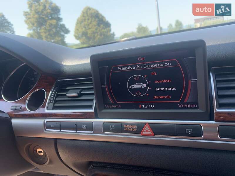 Седан Audi A8 2006 в Вышкове