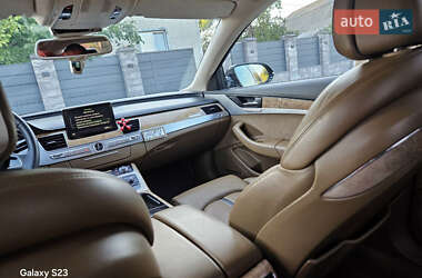 Седан Audi A8 2013 в 