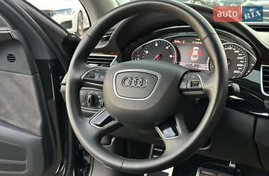 Седан Audi A8 2017 в 