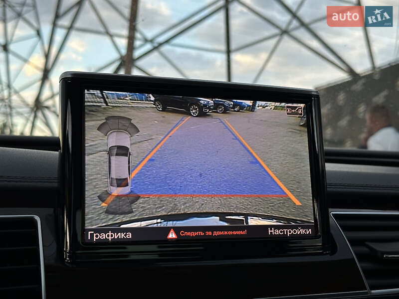 Седан Audi A8 2017 в Харькове