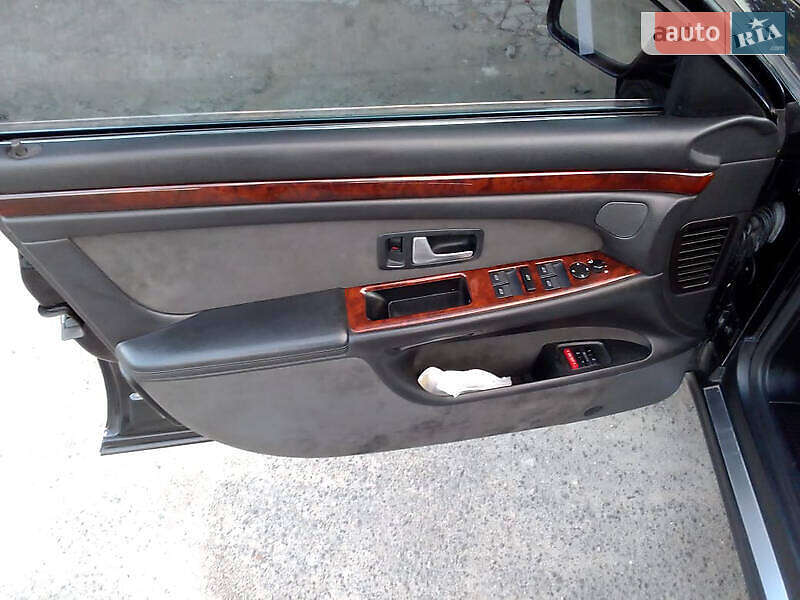 Седан Audi A8 2001 в Одесі
