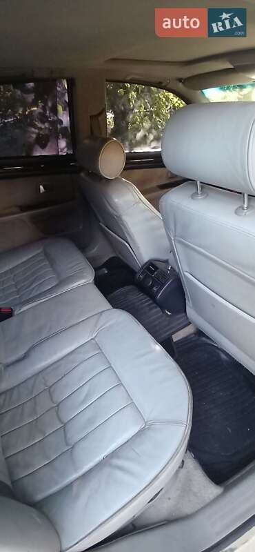 Седан Audi A8 1996 в Черновцах
