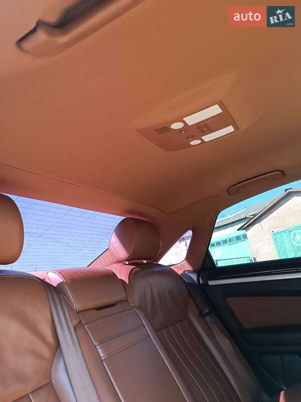 Седан Audi A8 2006 в Сахновщине
