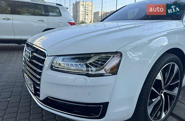 Седан Audi A8 2014 в 