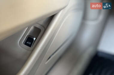 Седан Audi A8 2014 в 