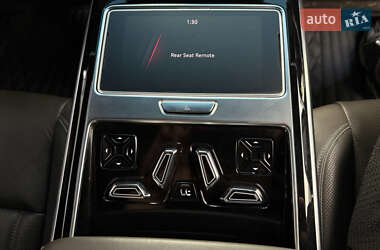 Седан Audi A8 2017 в 