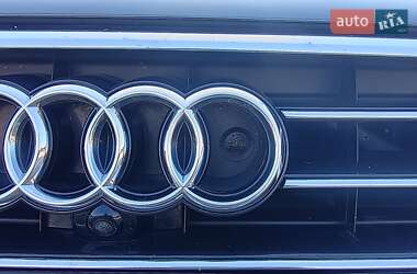 Седан Audi A8 2019 в 