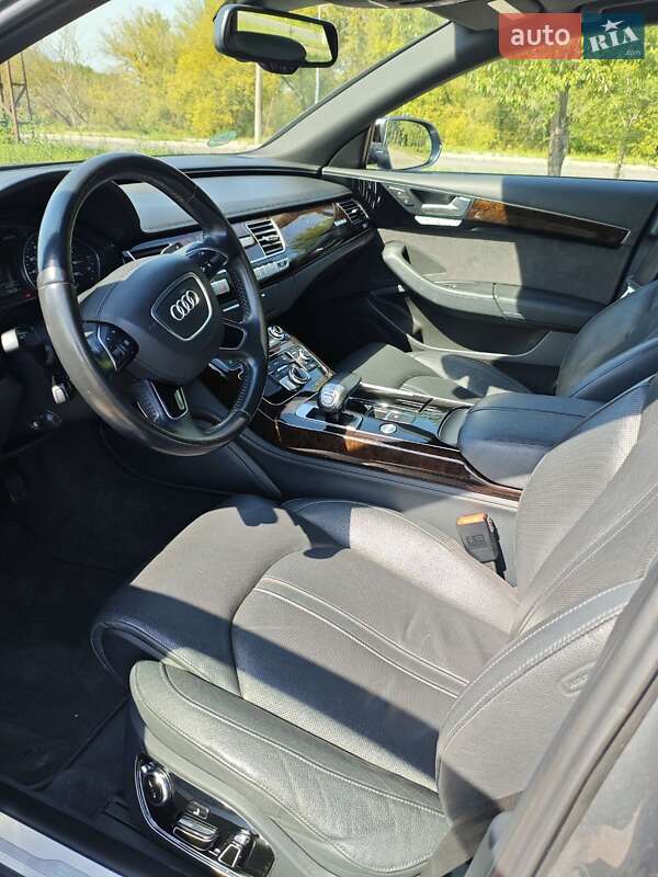 Седан Audi A8 2015 в Смеле фото 12 Седан Audi A8 2015 в Смеле