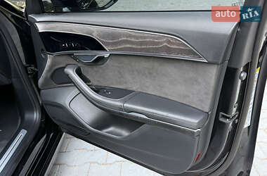 Седан Audi A8 2020 в 