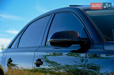 Седан Audi A8 2013 в 