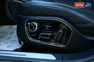 Седан Audi A8 2013 в 