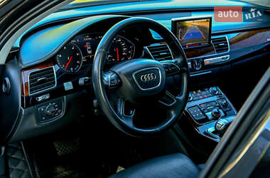 Седан Audi A8 2013 в 