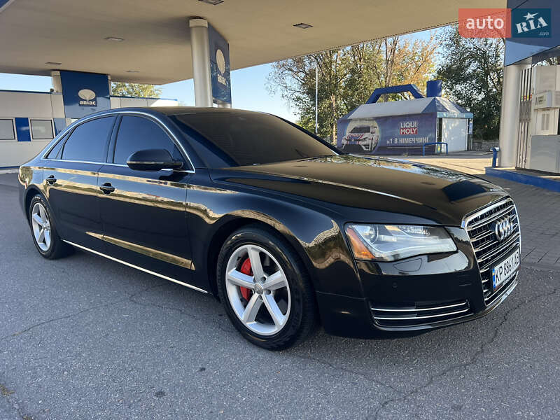 Седан Audi A8 2013 в Запоріжжі