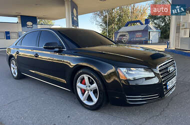 Седан Audi A8 2013 в 
