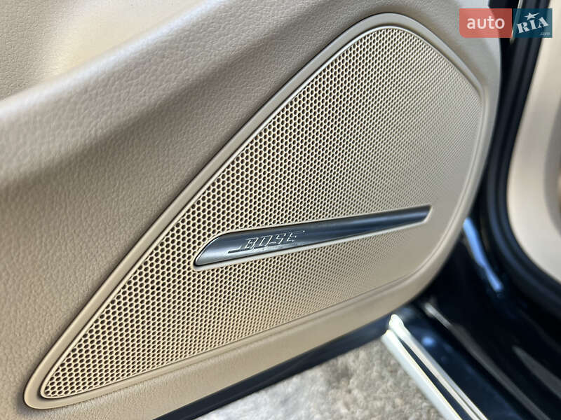 Седан Audi A8 2013 в Запоріжжі