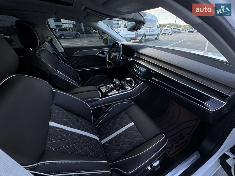 Седан Audi A8 2020 в Києві
