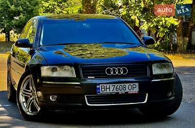 Седан Audi A8 2004 в 