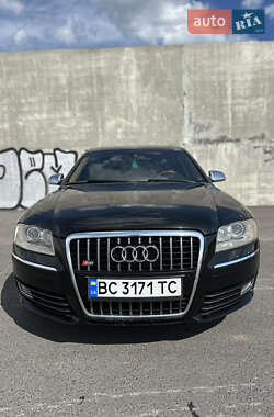 Седан Audi A8 2007 в Львові