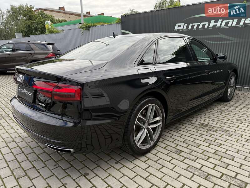 Седан Audi A8 2017 в Вінниці