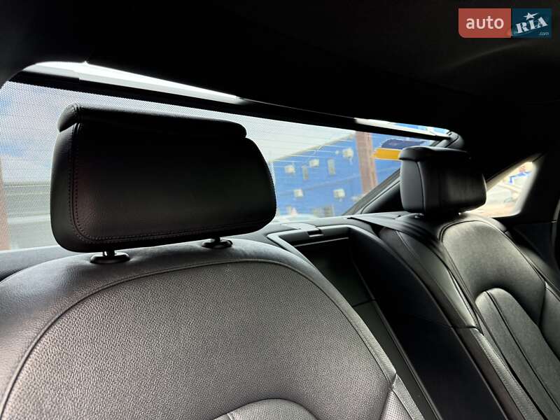 Седан Audi A8 2017 в Вінниці