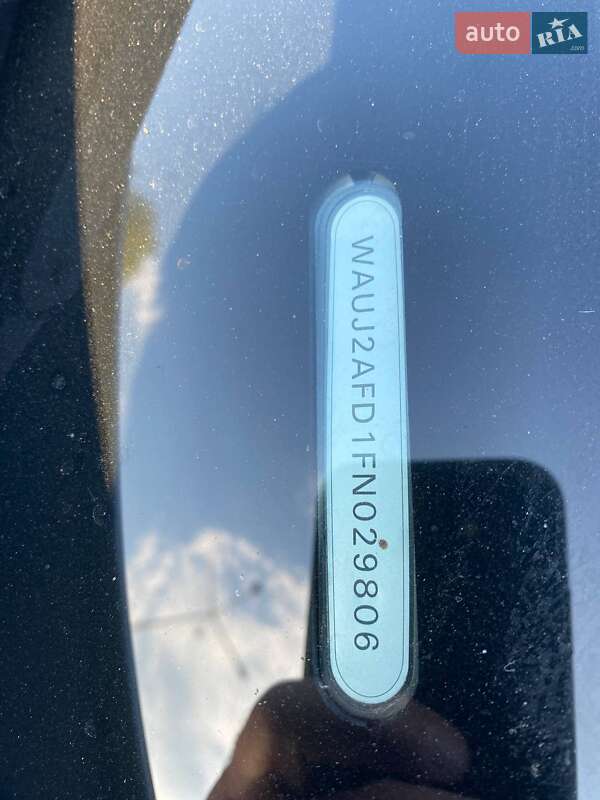 Седан Audi A8 2015 в Києві