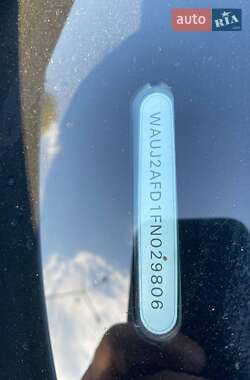 Седан Audi A8 2015 в 