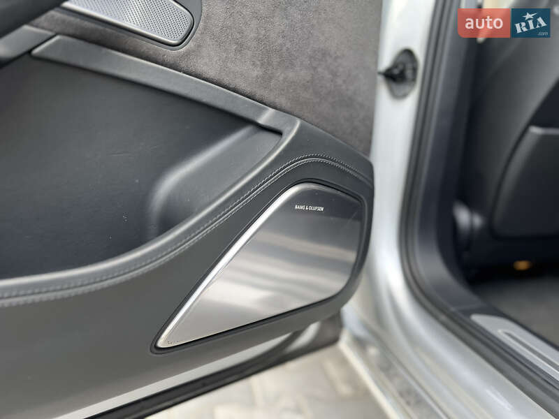 Седан Audi A8 2011 в Києві фото 7 Седан Audi A8 2011 в Києві