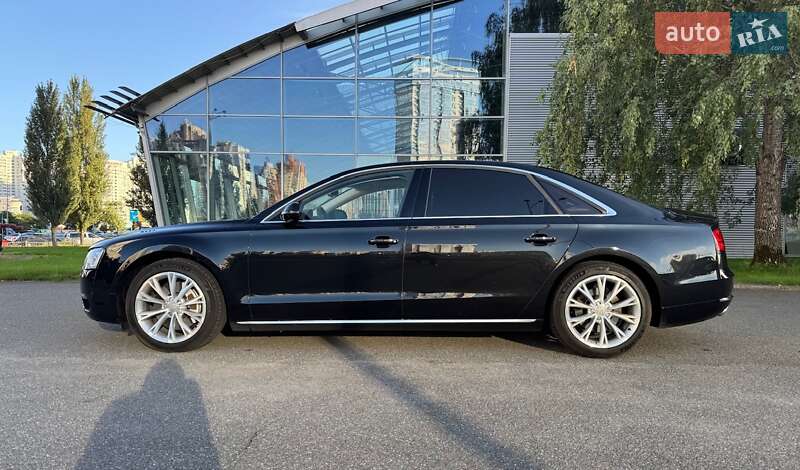 Седан Audi A8 2011 в Киеве
