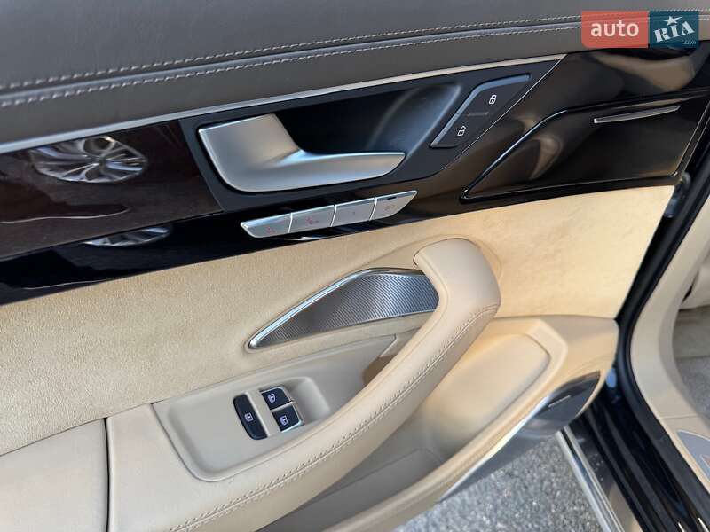 Седан Audi A8 2011 в Киеве