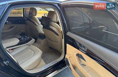 Седан Audi A8 2011 в 
