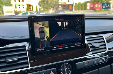 Седан Audi A8 2014 в 