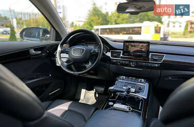 Седан Audi A8 2014 в 