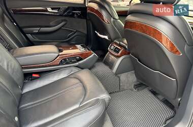 Седан Audi A8 2011 в Чернівцях