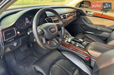 Седан Audi A8 2011 в Черновцах