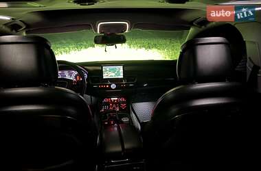 Седан Audi A8 2011 в Черновцах