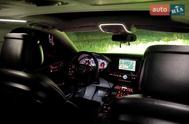 Седан Audi A8 2011 в Черновцах
