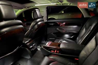Седан Audi A8 2011 в Черновцах