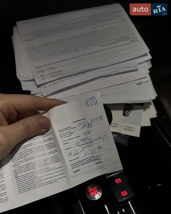 Седан Audi A8 2012 в Києві документ