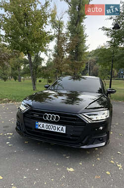 Седан Audi A8 2021 в 