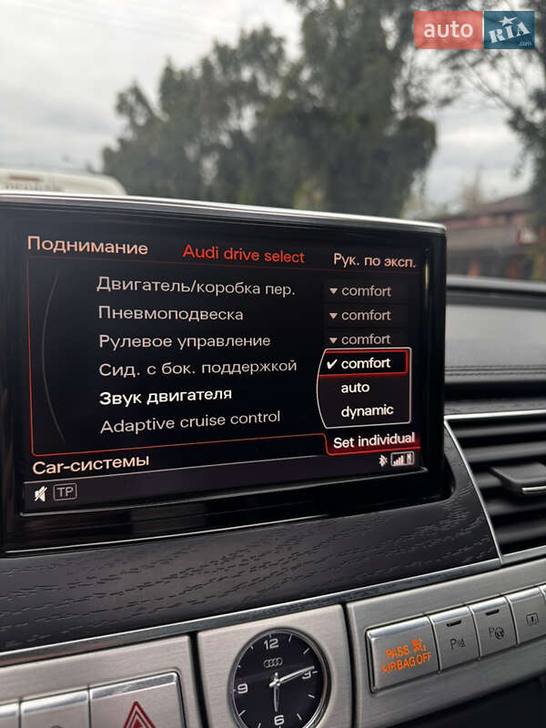 Седан Audi A8 2015 в Ивано-Франковске