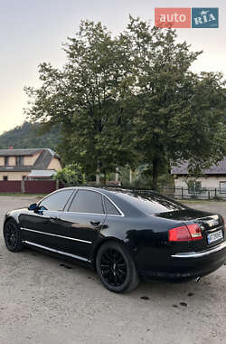 Седан Audi A8 2006 в 