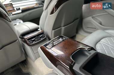 Седан Audi A8 2015 в 