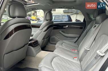 Седан Audi A8 2015 в 