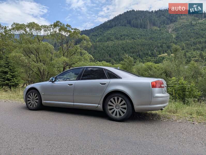 Седан Audi A8 2007 в Львове