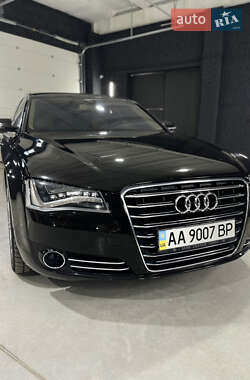 Седан Audi A8 2011 в 