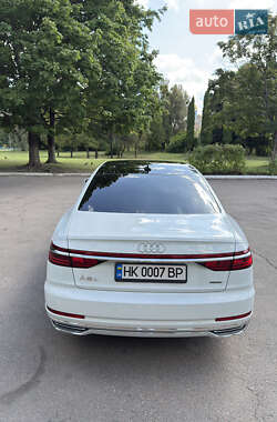 Седан Audi A8 2018 в 