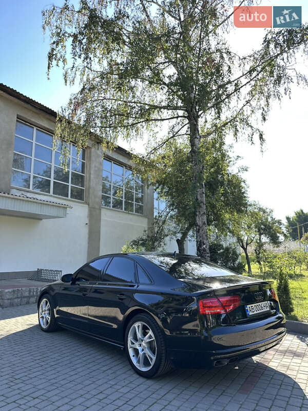 Седан Audi A8 2010 в Могилів-Подільському