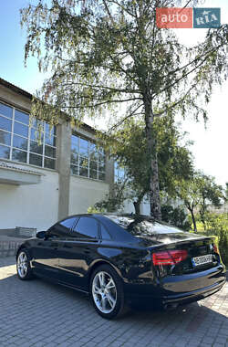 Седан Audi A8 2010 в 
