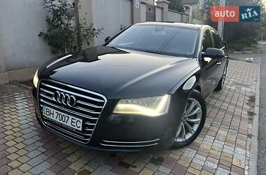 Седан Audi A8 2012 в 